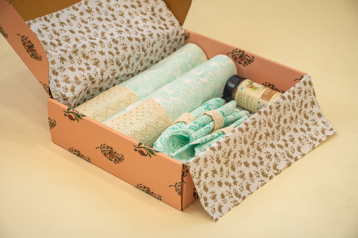 Sea Green Jaal Festive Table Mat Set