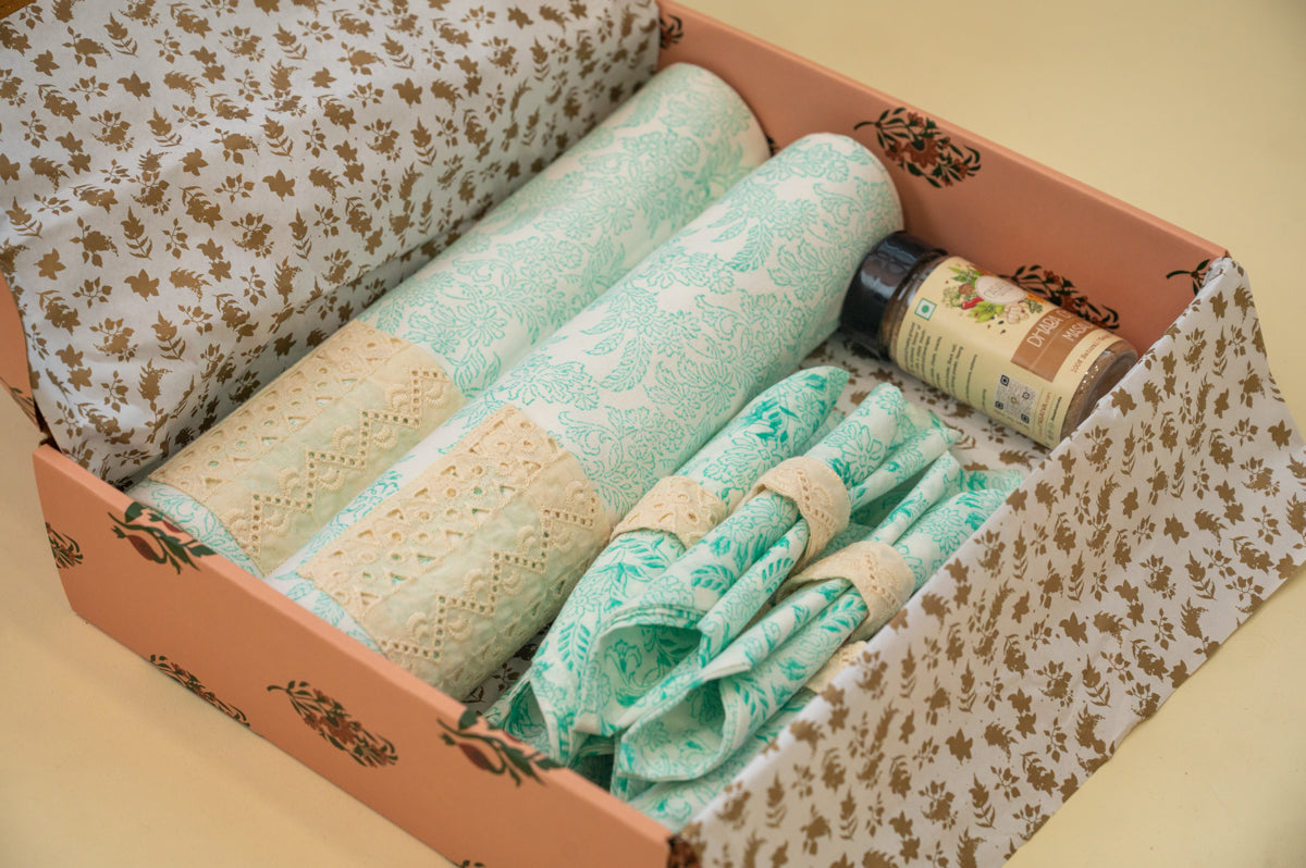 Sea Green Jaal Festive Table Mat Set