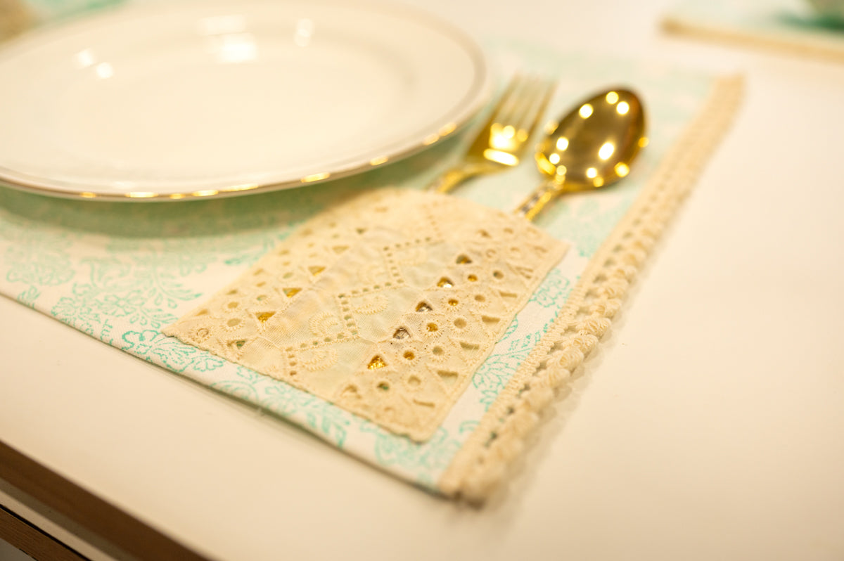 Sea Green Jaal Festive Table Mat Set