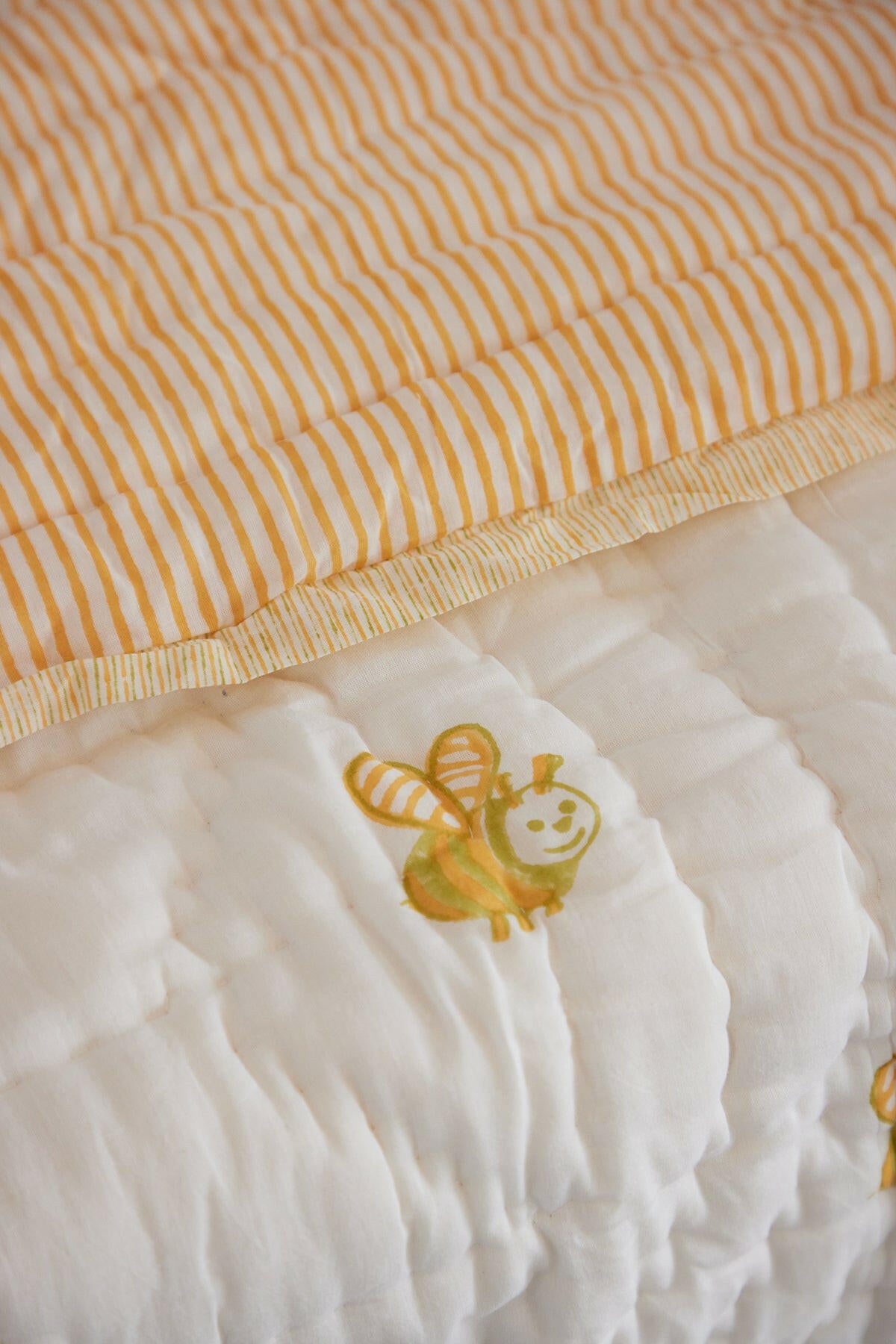 The Queen Bee Cot Set