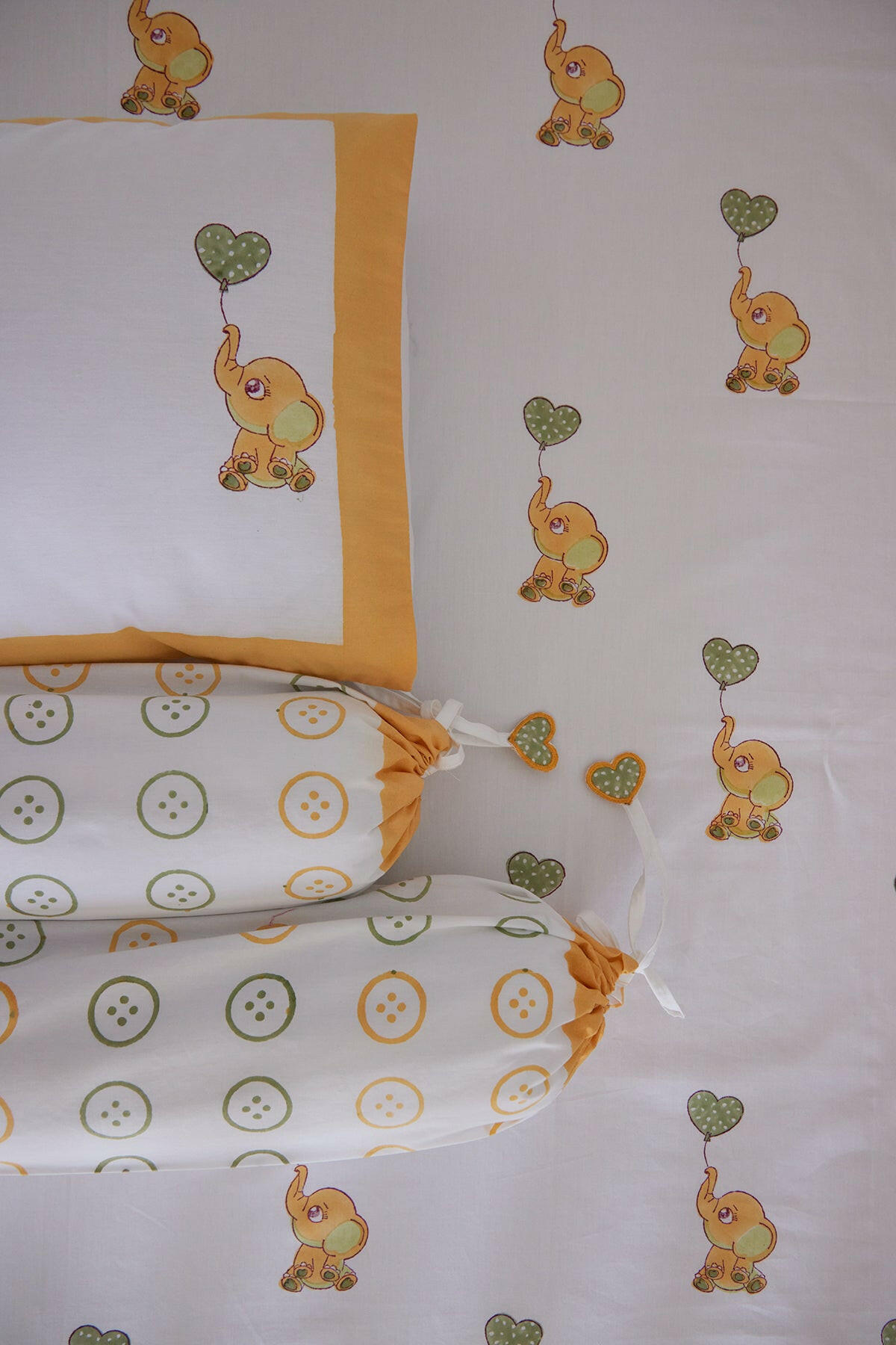 Ellie The Elephant Cot Set