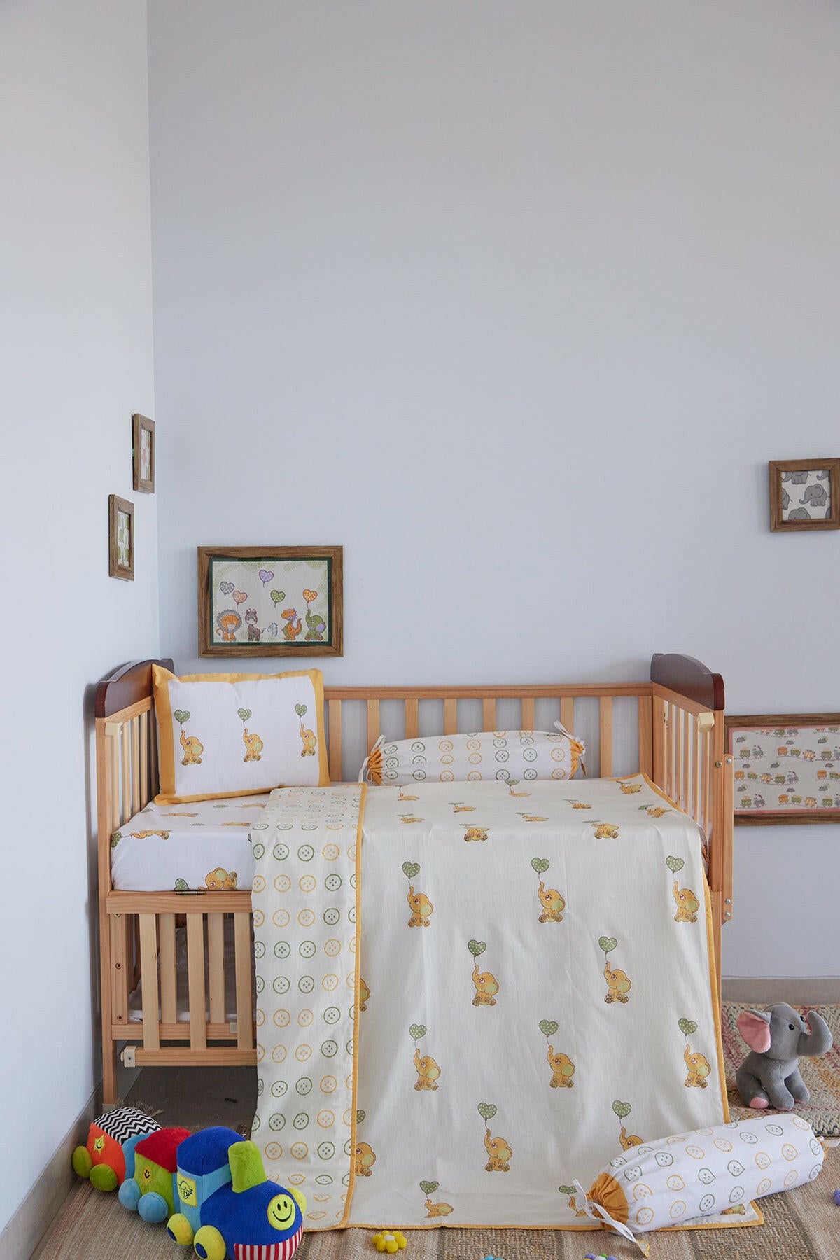Ellie The Elephant Cot Set