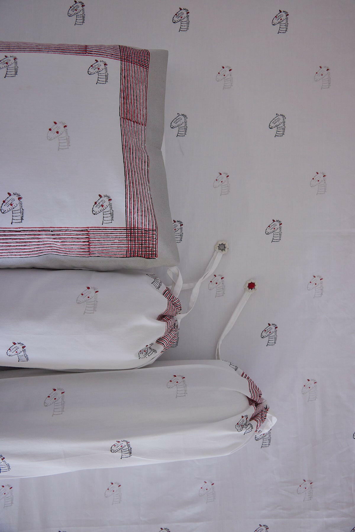 Ziggy Zee Zebra Cot Set