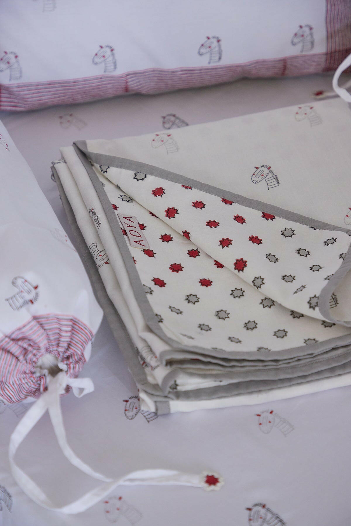 Ziggy Zee Zebra Cot Set