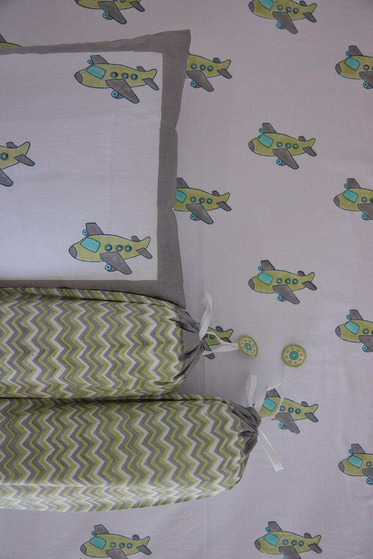 Get Jet Go Super Wings Cot Set