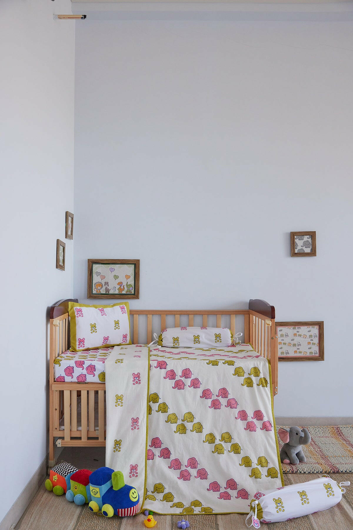 Tiny Teddy Cot Set