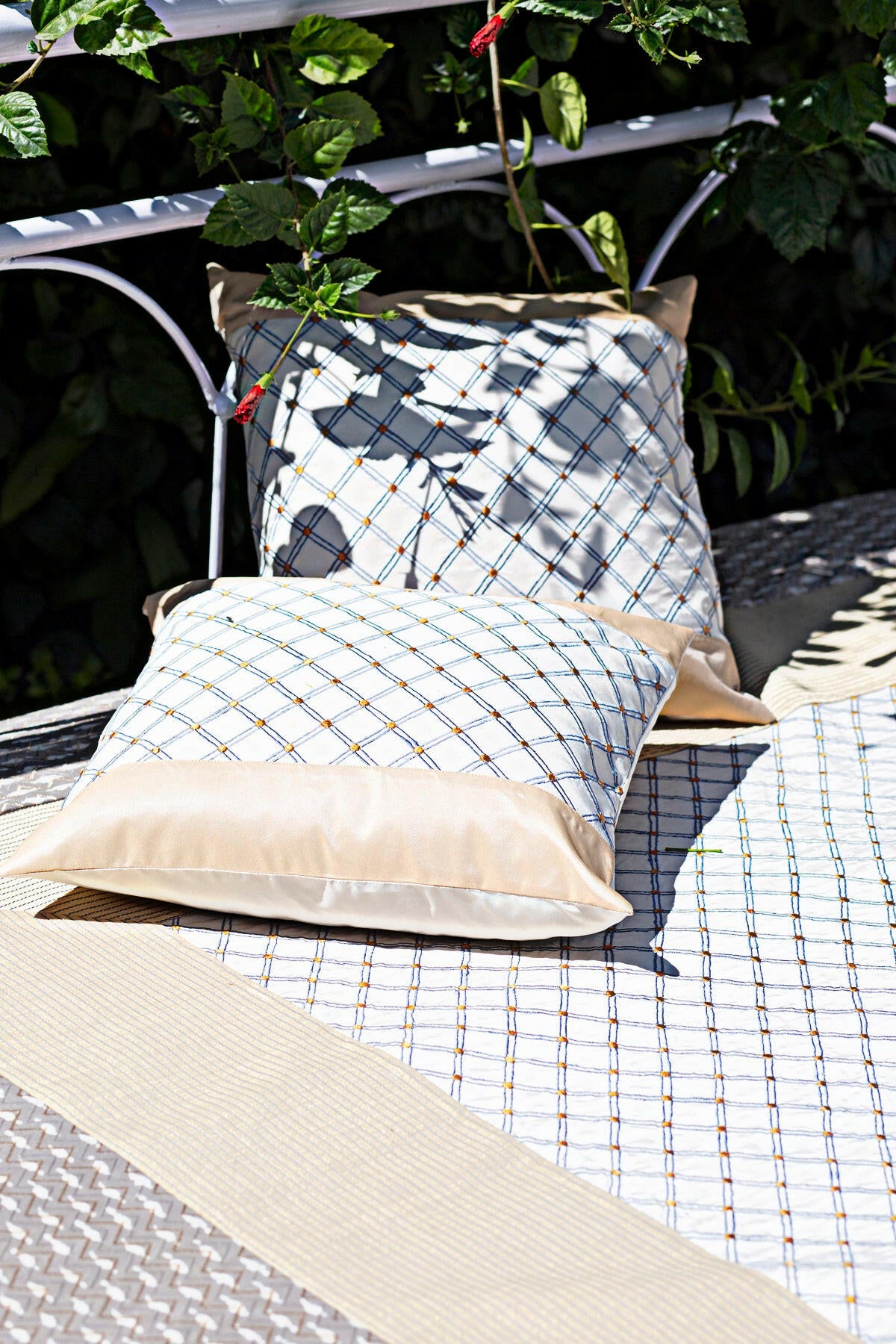 Rust & Iron Diamond Premium Bedcover
