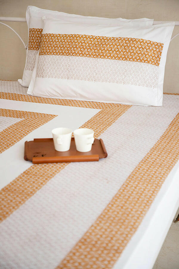Caramel Brown Water Lotus Bedsheet