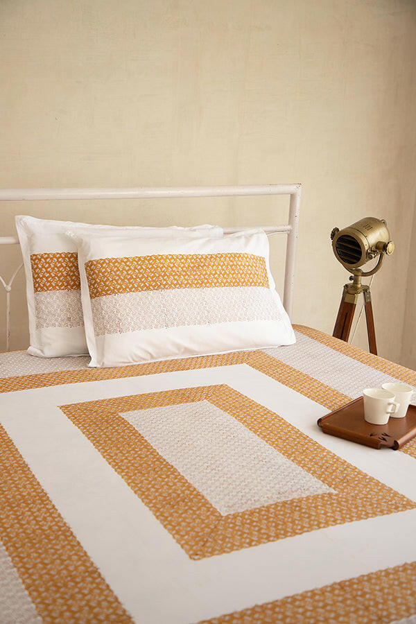 Caramel Brown Water Lotus Bedsheet