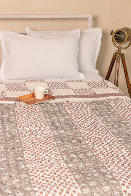 Monochromatic Vibe Cotton Quilt