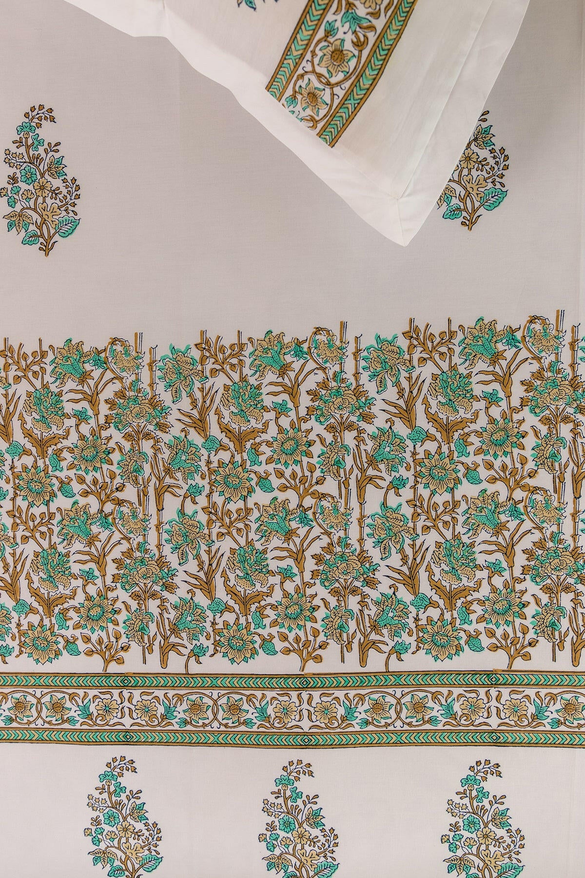 Palace Green Summer Bouquet Pure Cotton Bedsheet