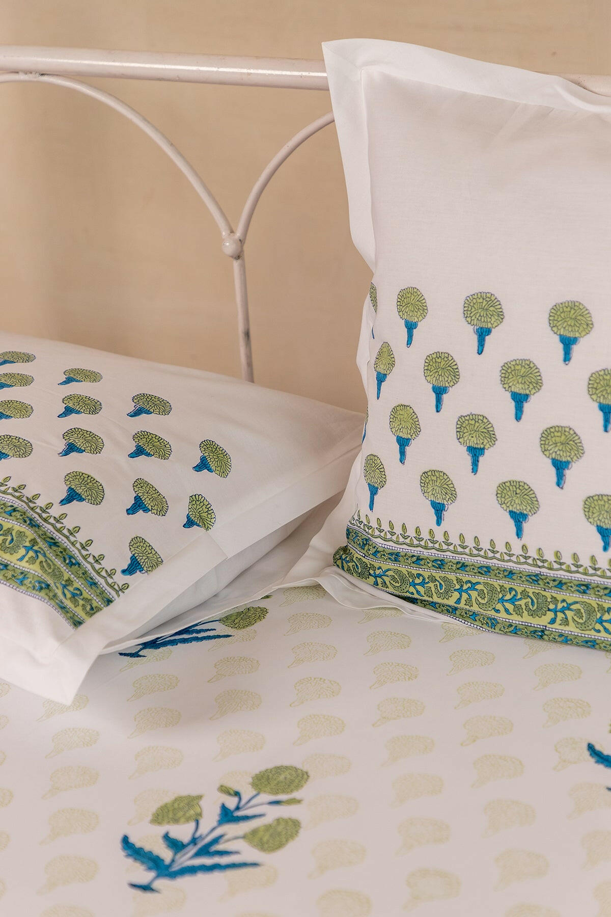 Mint & Mystic Blue Marigold Pure Cotton Bedsheet