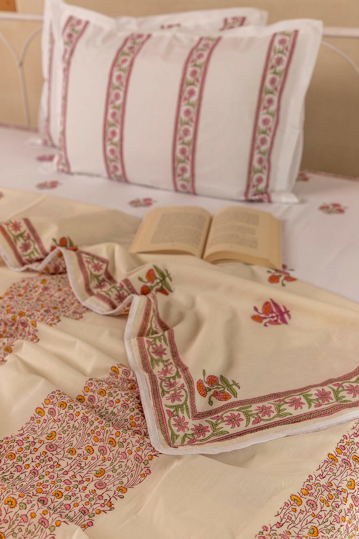 Living Coral Carnation Cotton Dohar