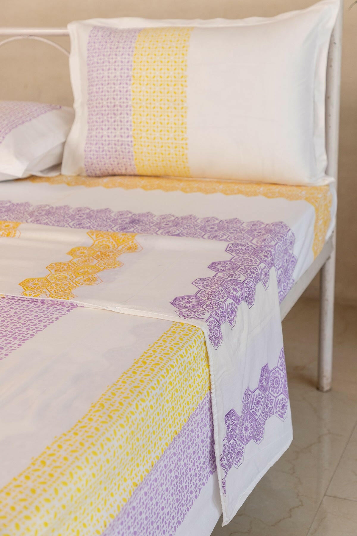 Lime & Lavender Hexagon Cotton Dohar