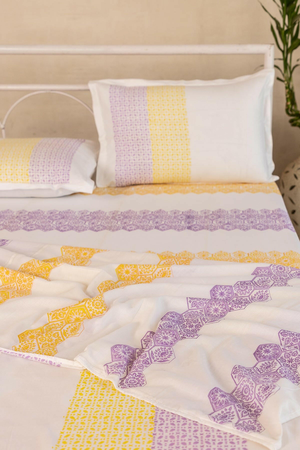 Lime & Lavender Hexagon Cotton Dohar