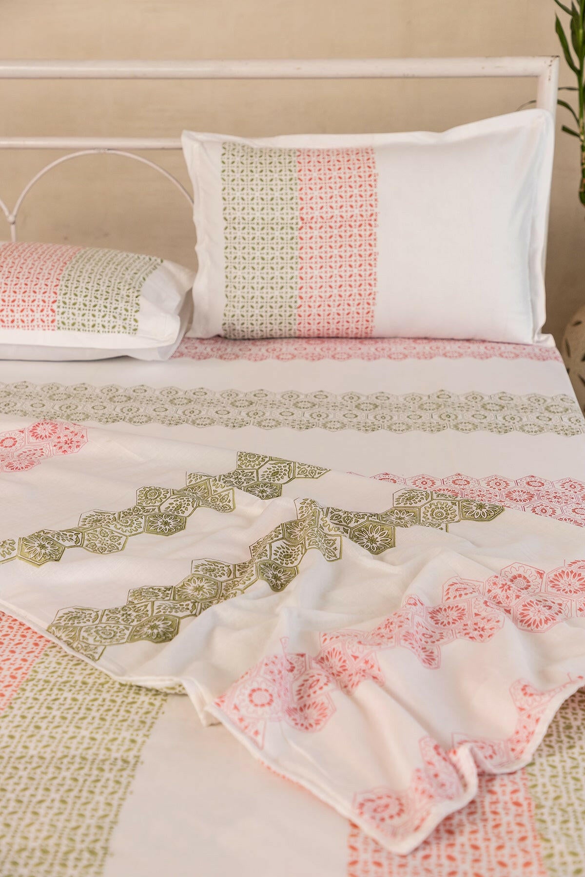 Olive & Ruby Hexagon Cotton Dohar - Adya