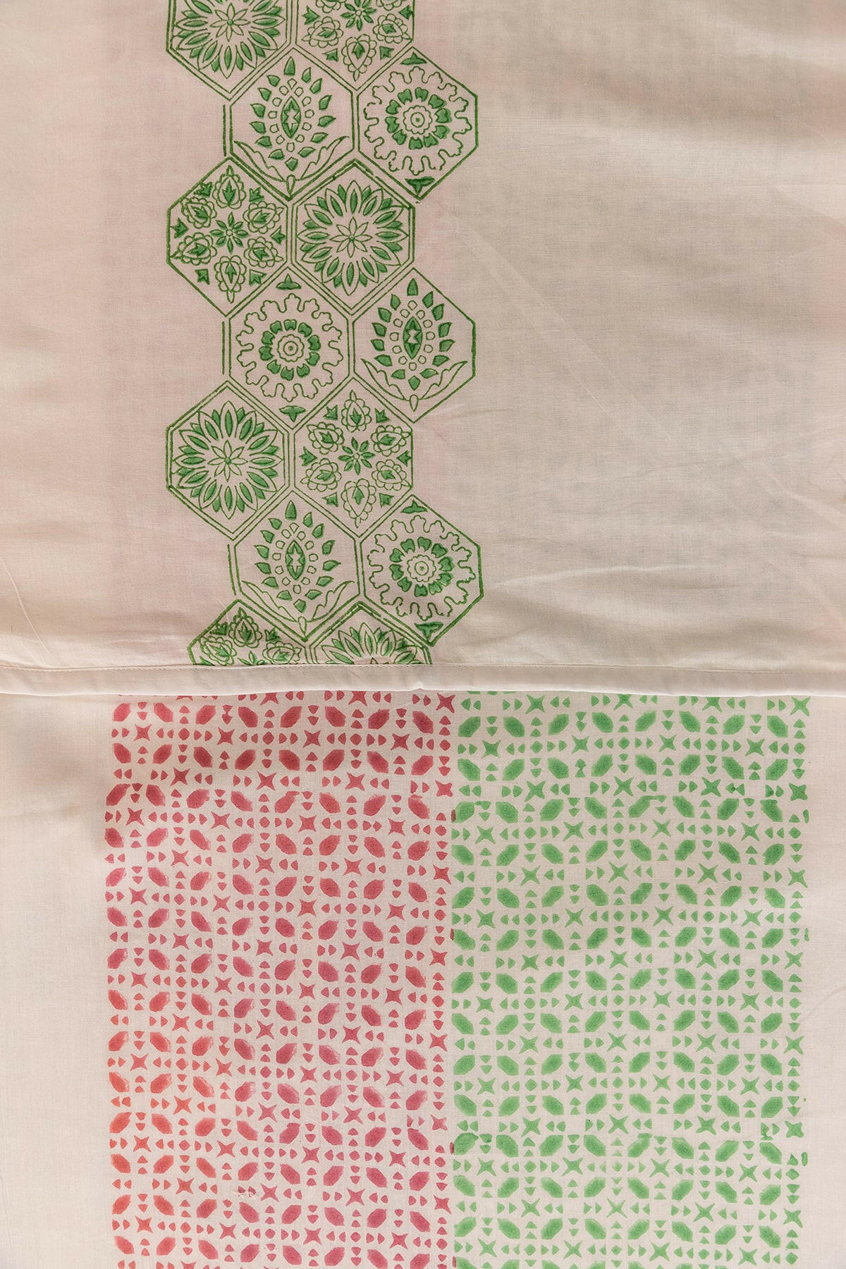 Jasmine & Hibiscus Hexagon Cotton Dohar - Adya