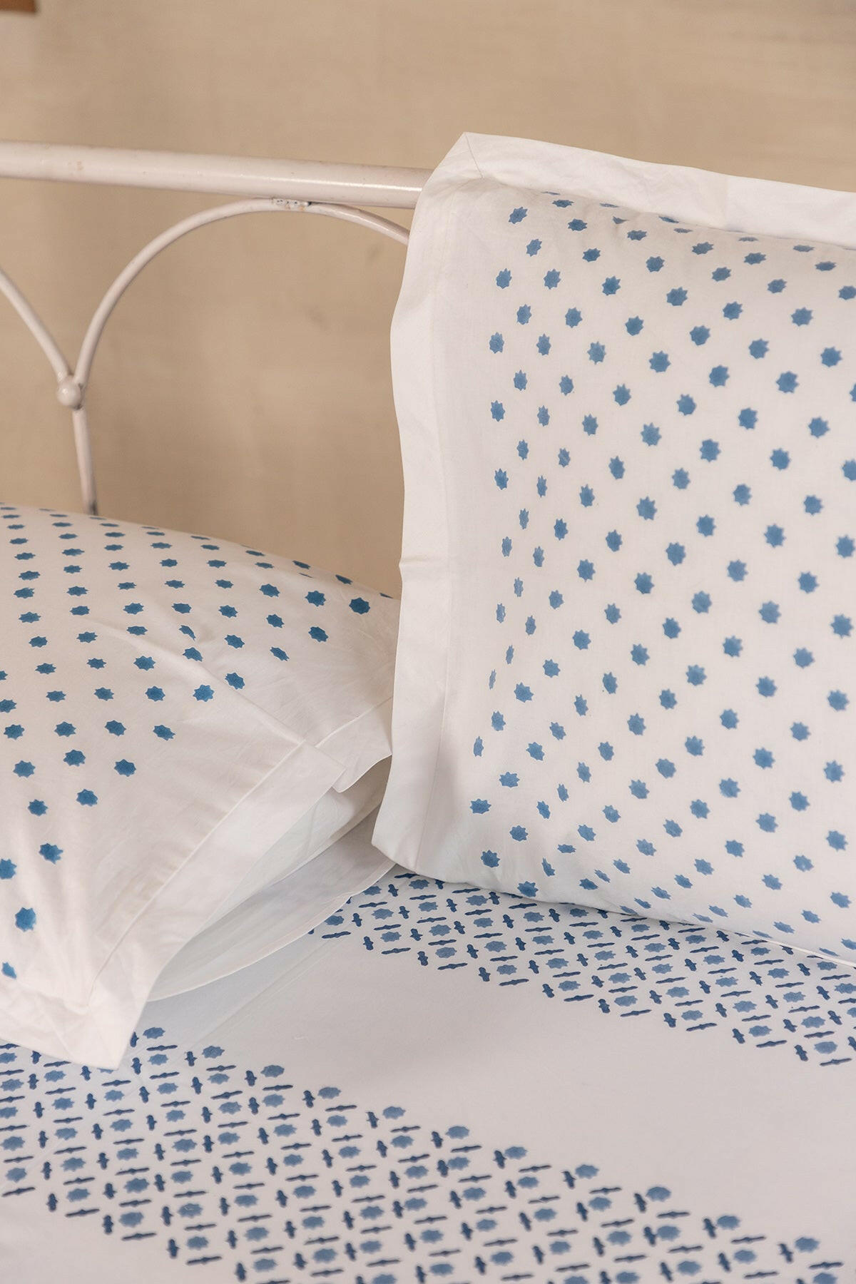 Nautical Blue Star Bedsheet - Adya