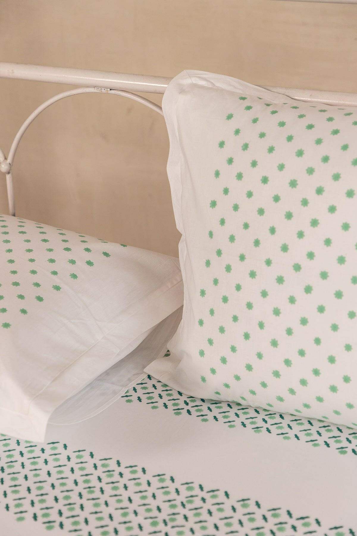 Jade Star Bedsheet - Adya