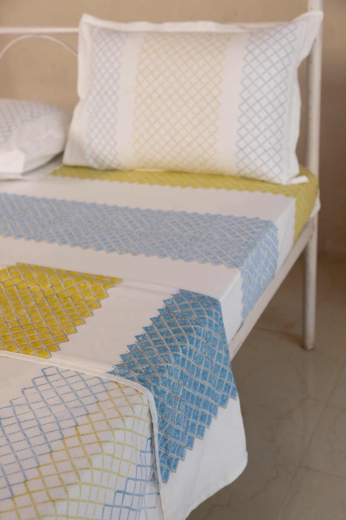 Turkish Lime Diamond Cotton Dohar - Adya
