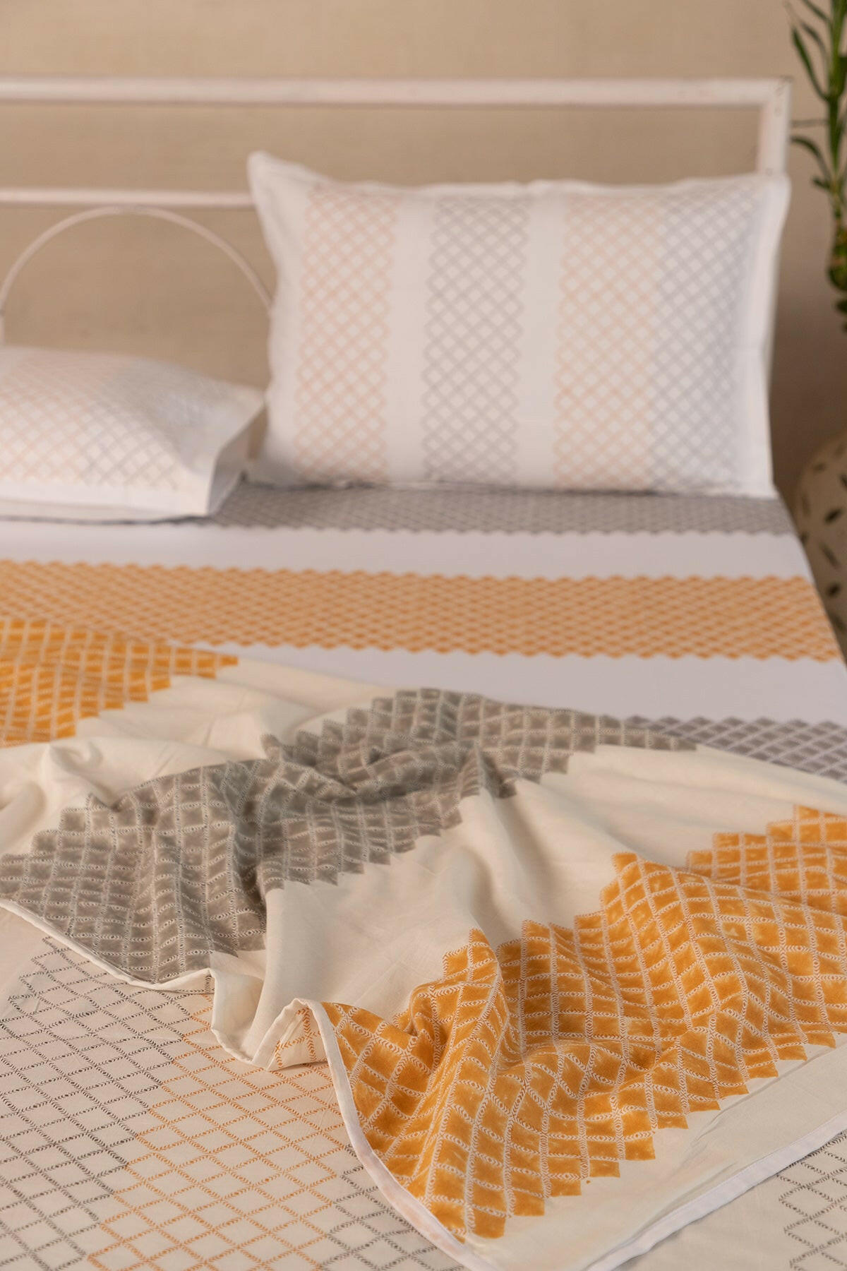 Rust & Iron Diamond Cotton Dohar - Adya