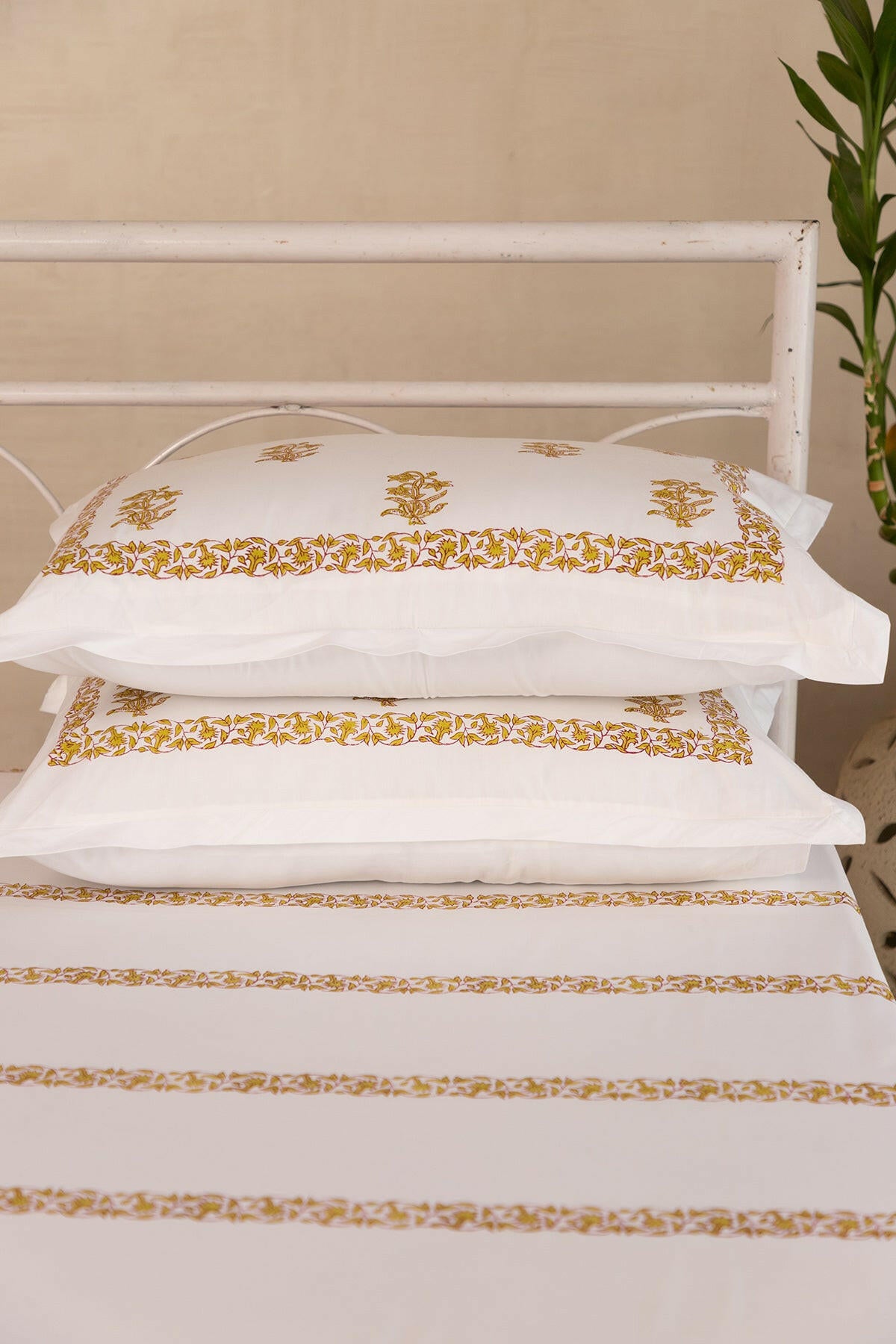 Lime Tulip Bedsheet - Adya