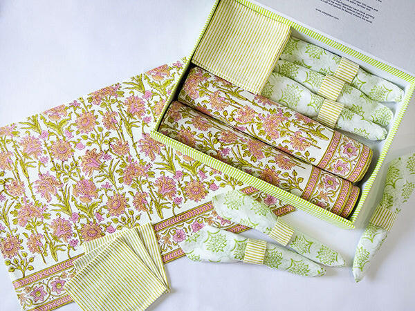 Pink Wildflower Table Set
