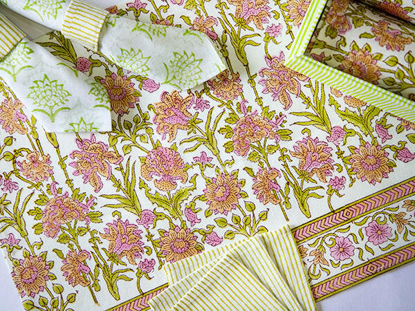 Pink Wildflower Table Set