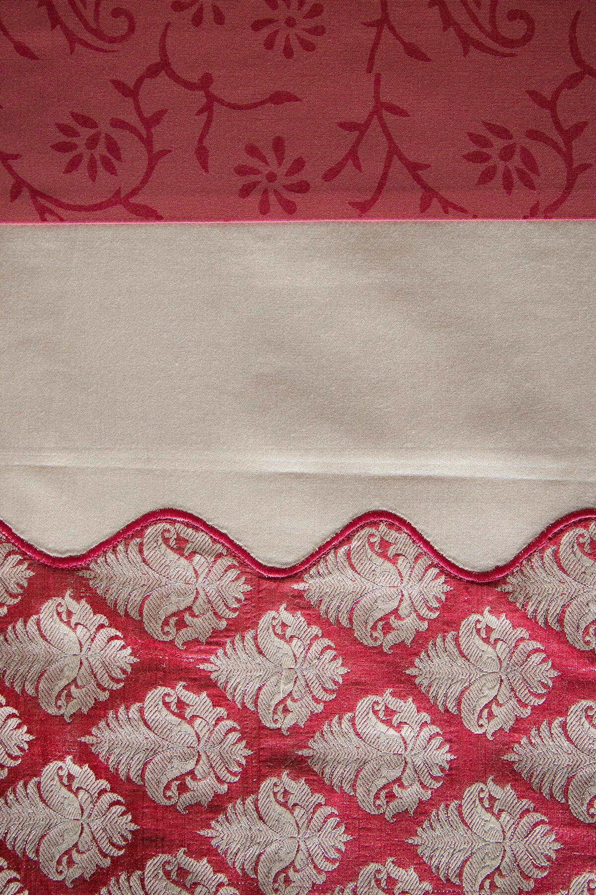 Pink Hazelnut Premium Bedcover