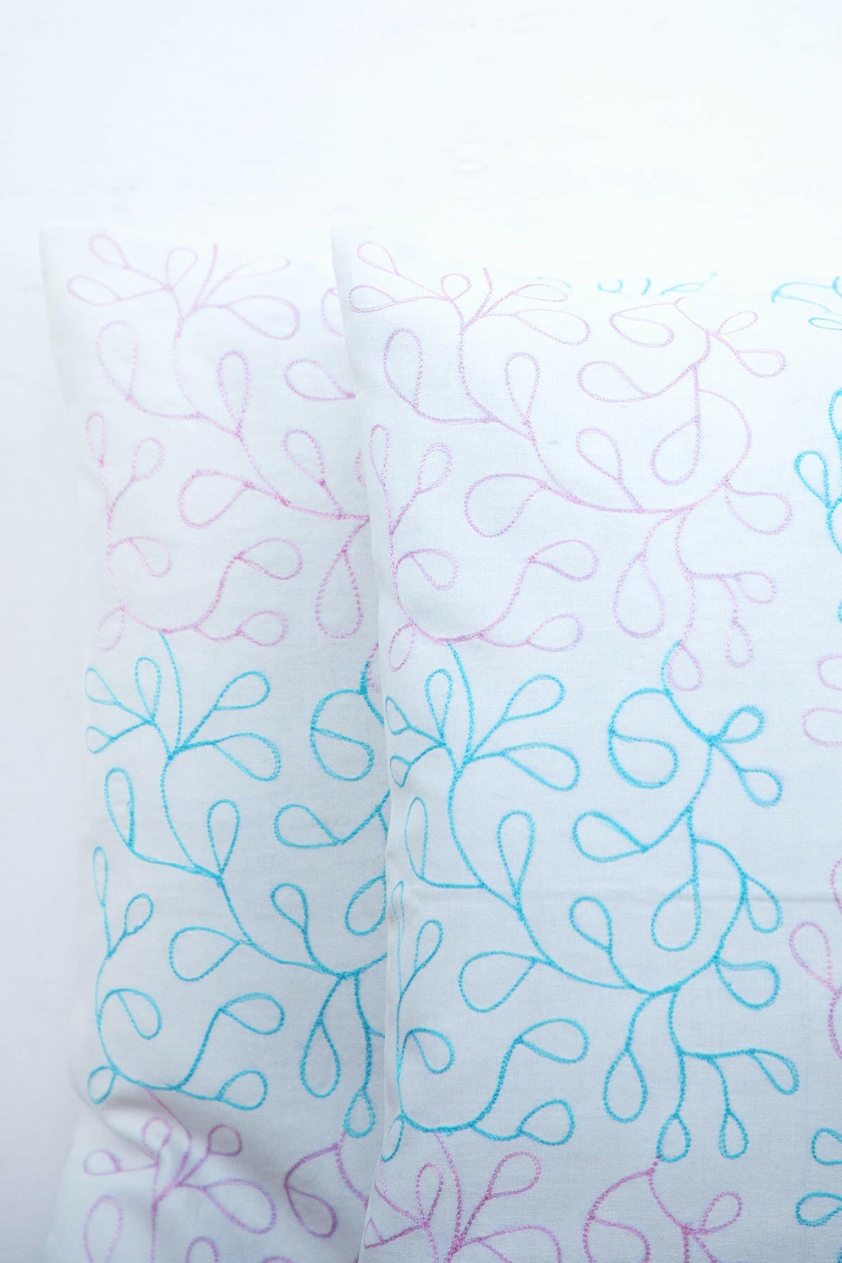 Pearl River Cushion Set