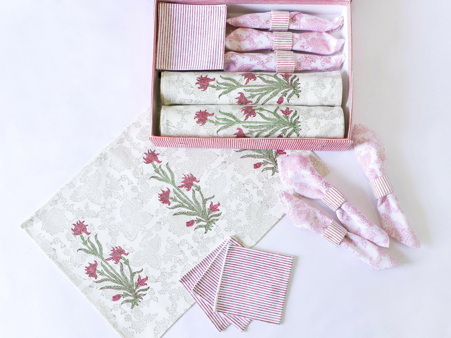 Jasper Lily Table Set