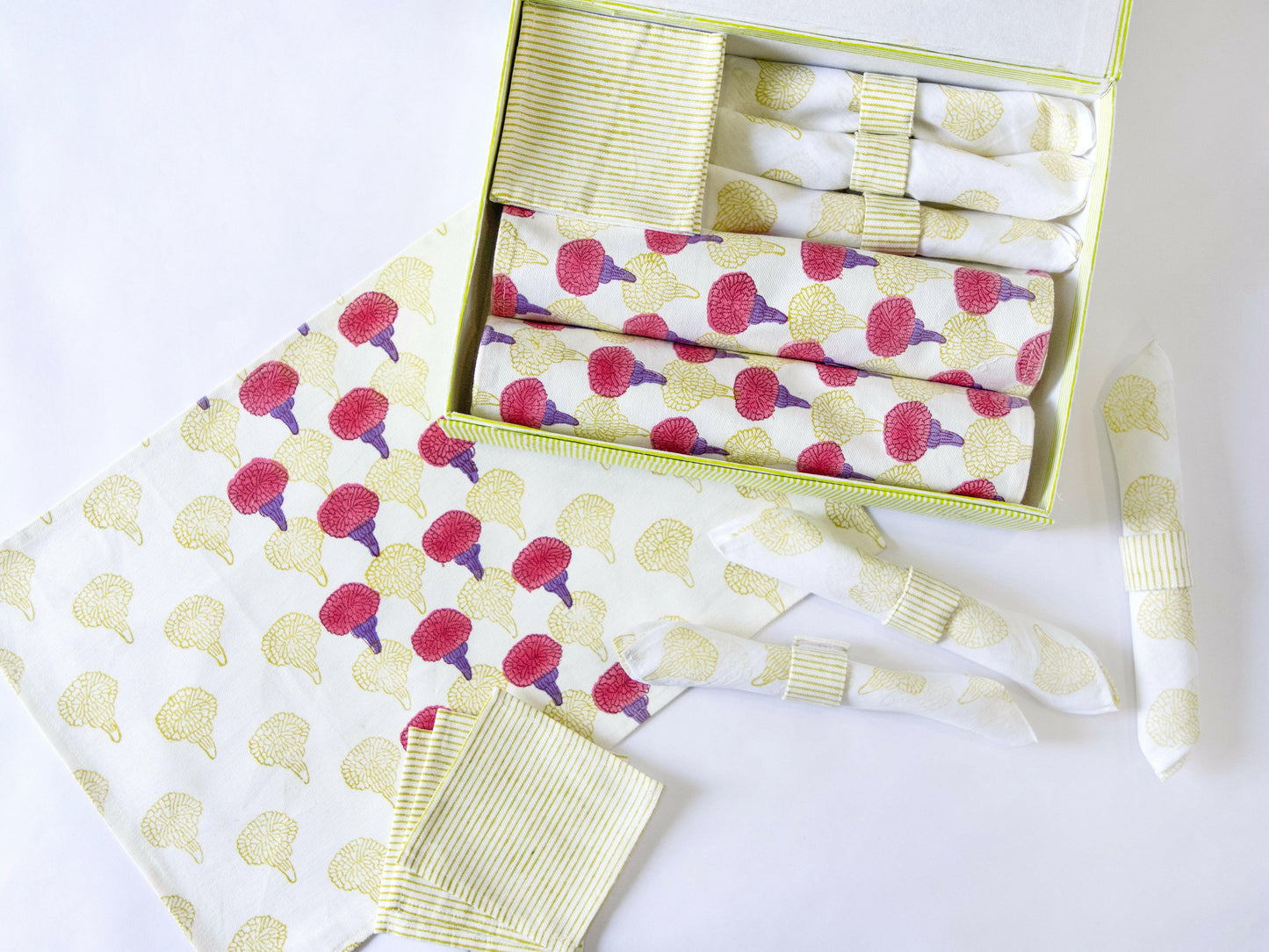 Marigold Blush Table Set