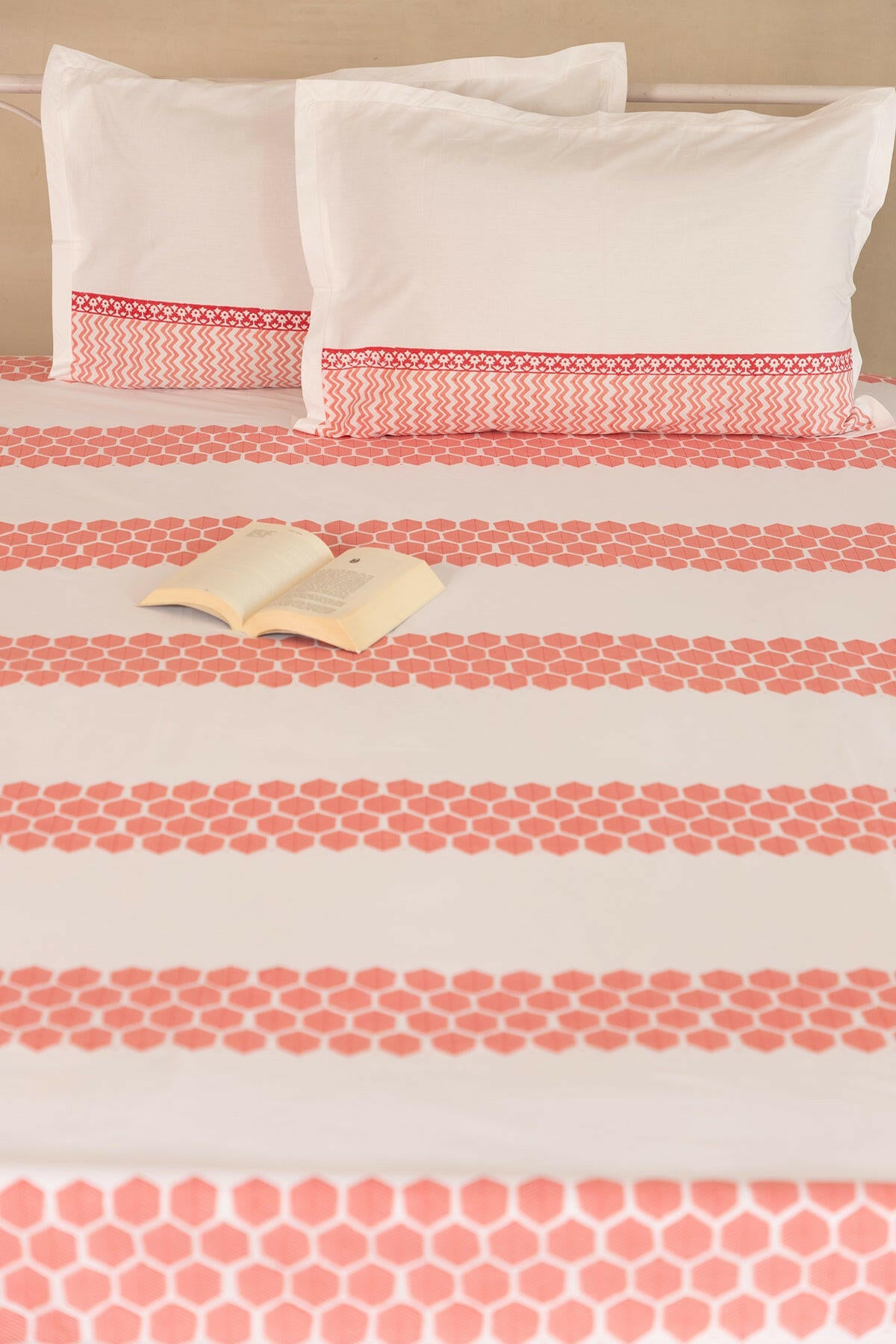 Red Maple Honeycomb Pure Cotton Bedsheet