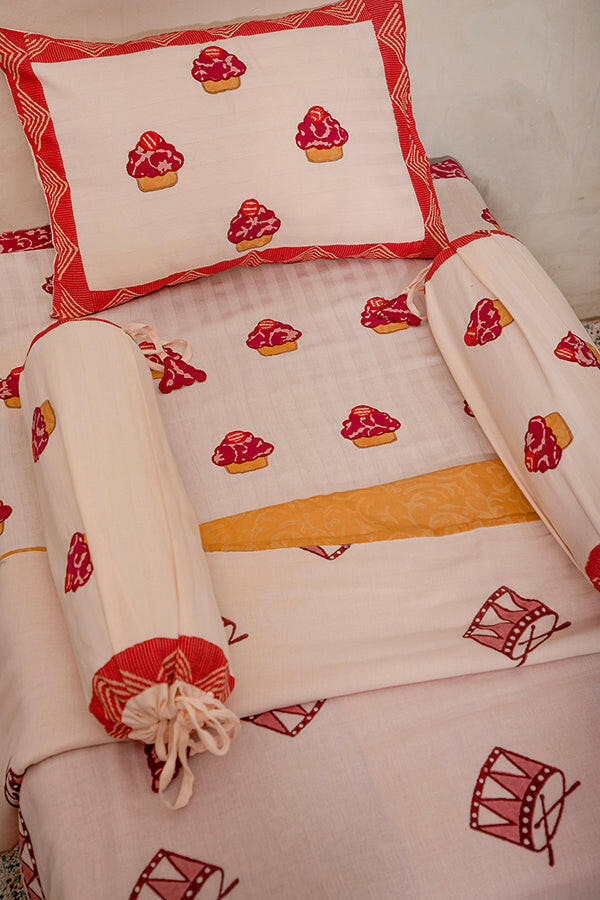 Cocoa Licious Icecream Cot Set