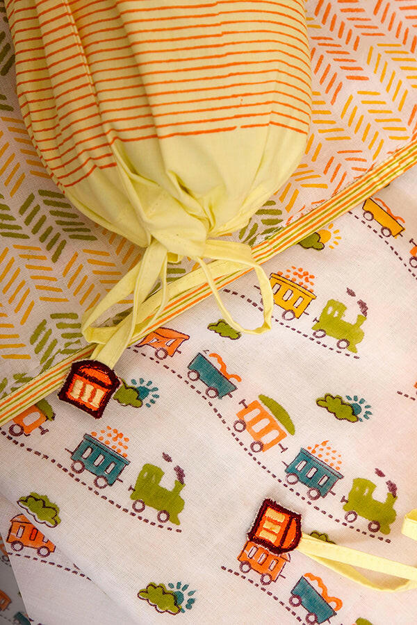 Summer Honey Train Cot Set