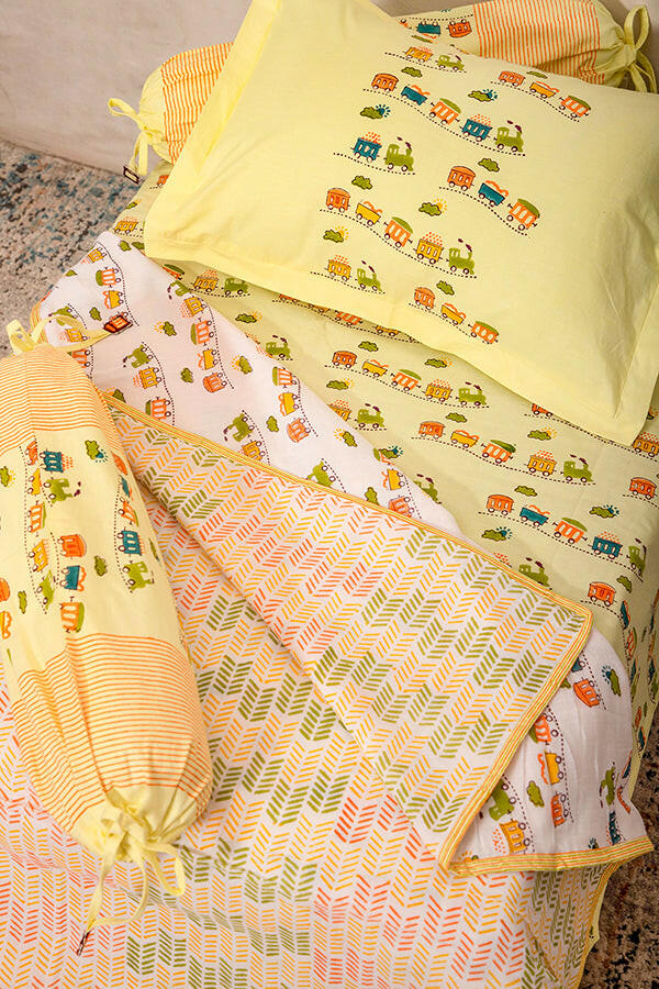 Summer Honey Train Cot Set