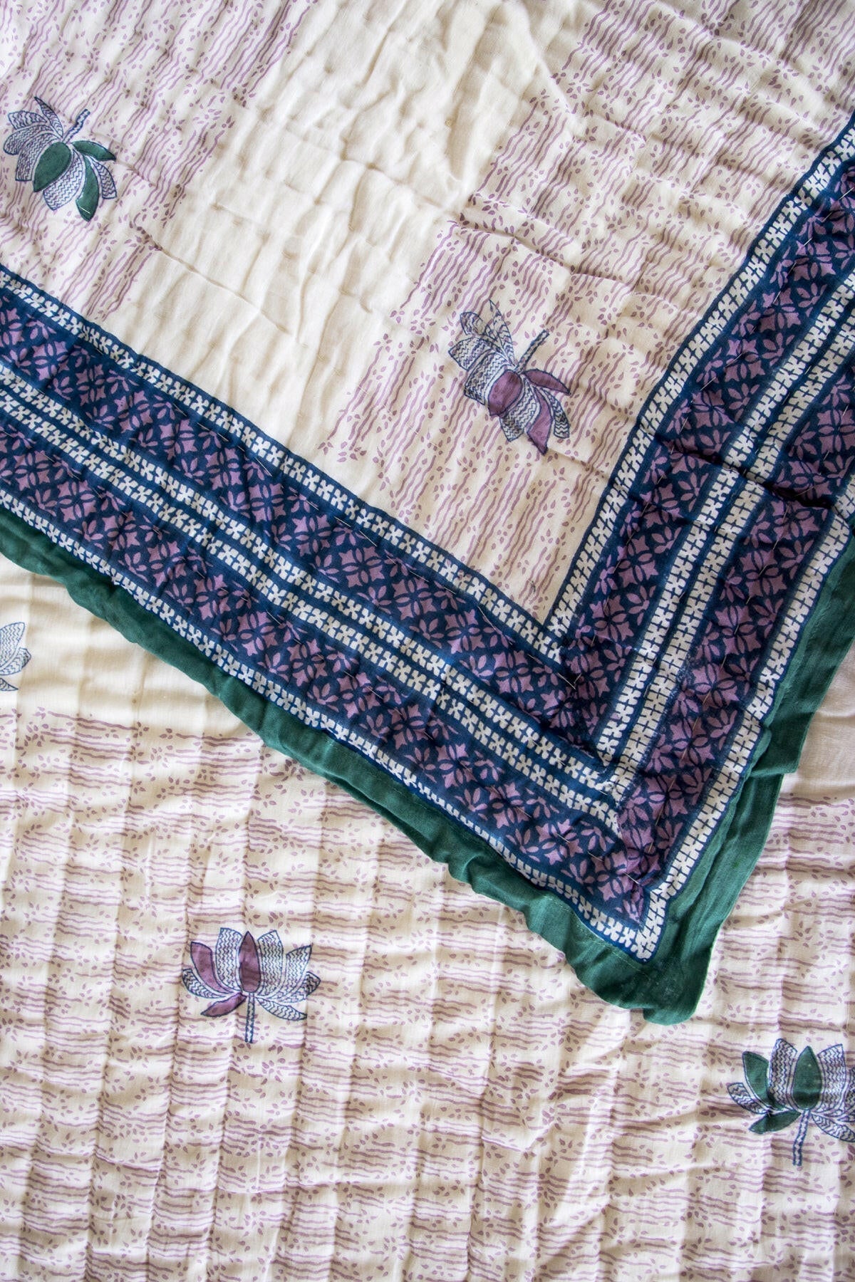 Serene Lavender Lotus Cotton Quilt