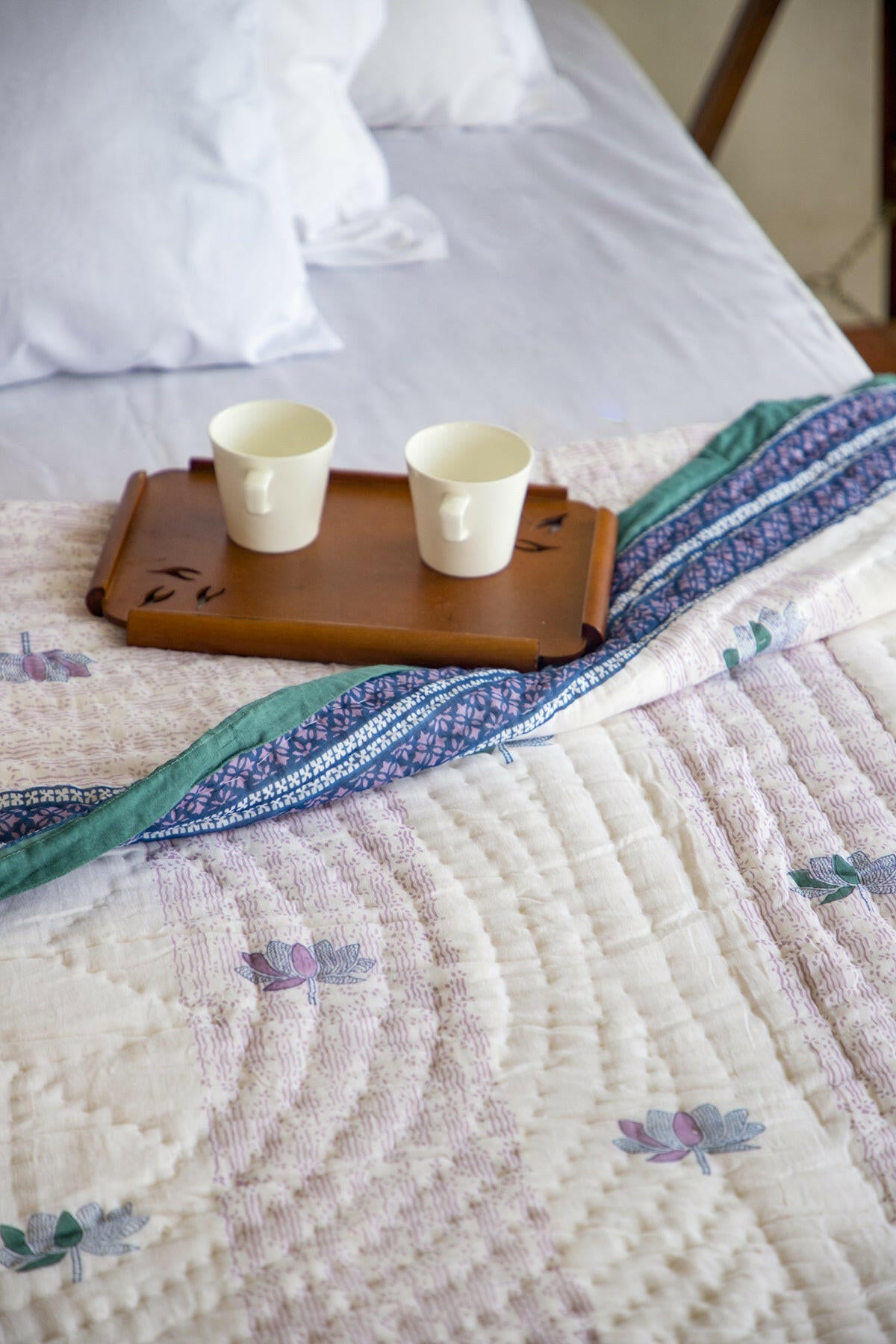 Serene Lavender Lotus Cotton Quilt