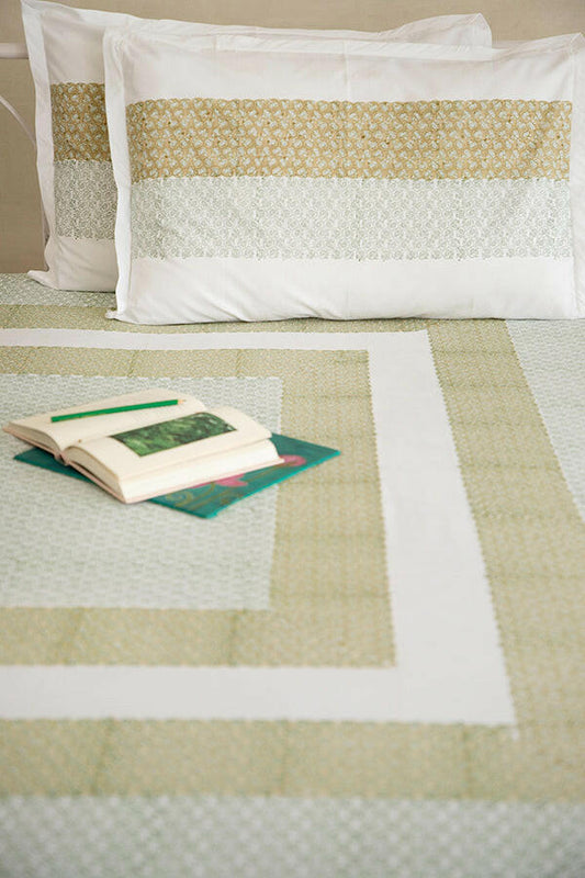 Olive Green Water Lotus Pure Cotton Bedsheet