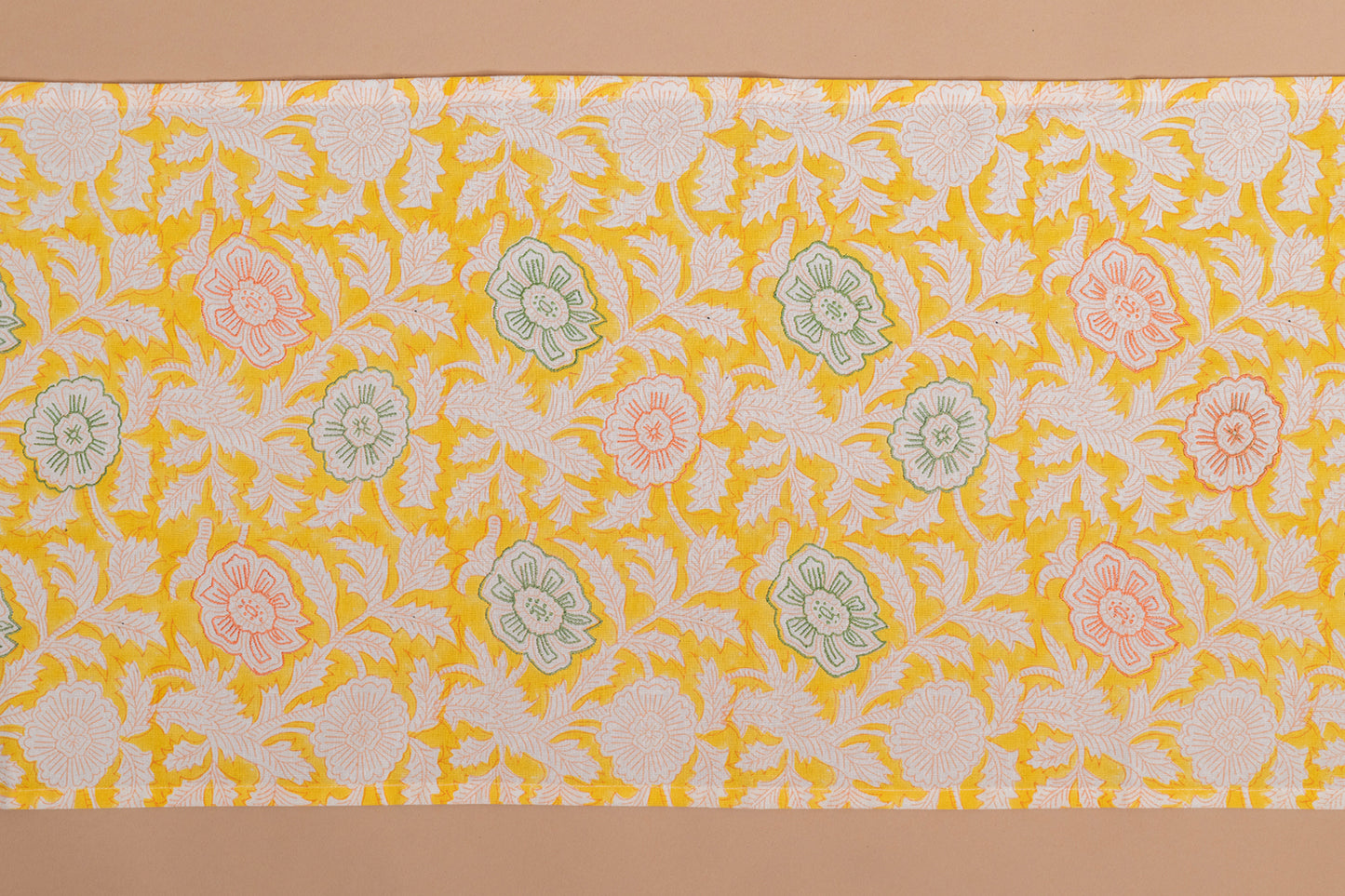 Multicolor Reversible Table Linen Set