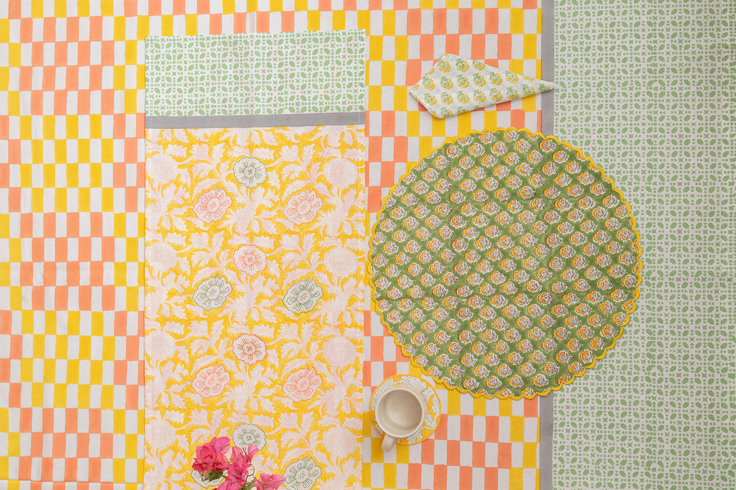 Multicolor Reversible Table Linen Set