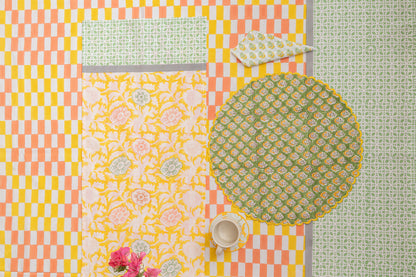 Multicolor Reversible Table Linen Set