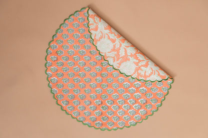 Multicolor Reversible Table Linen Set