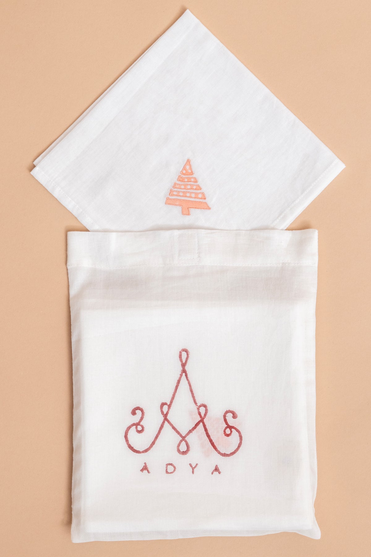 Christmas Tree Embroidered Mulmul Napkin Set