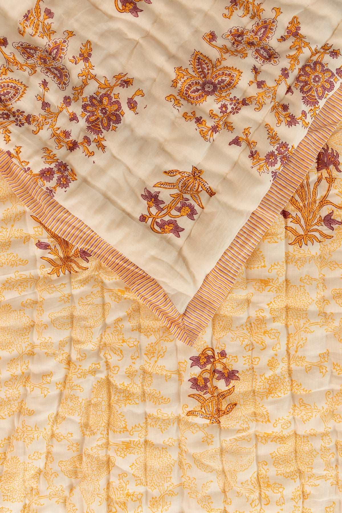 Honey & Ruby Lily Quilt