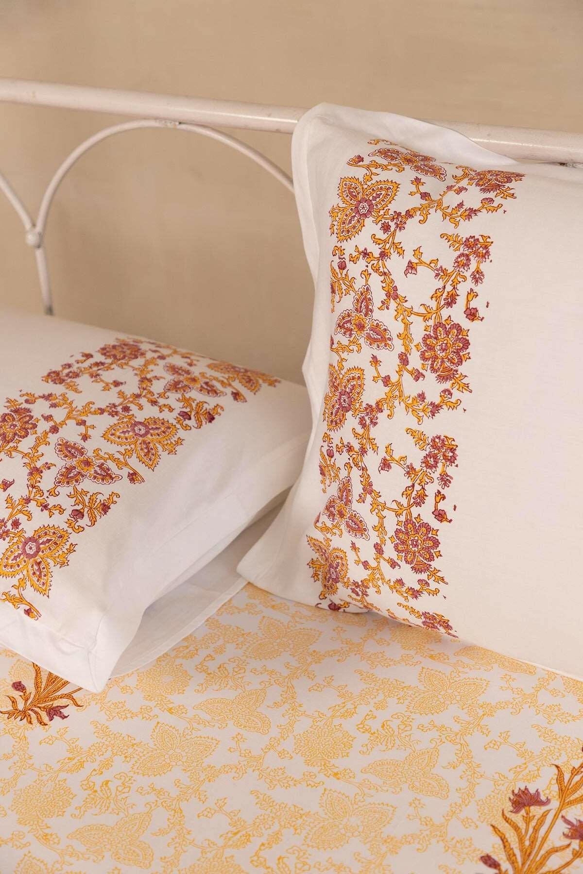 Honey & Ruby Lily Bedsheet