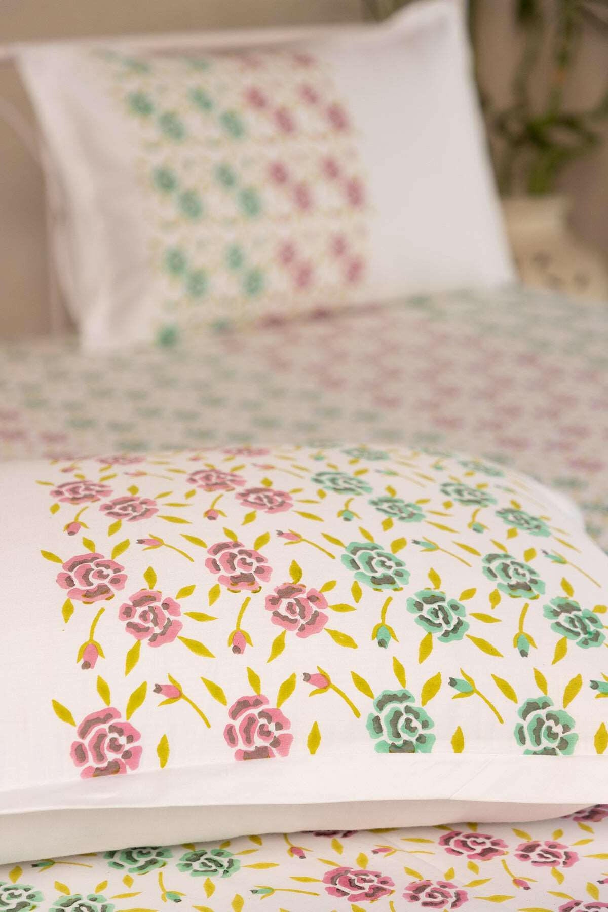 Jade & Hibiscus Rose Bedsheet