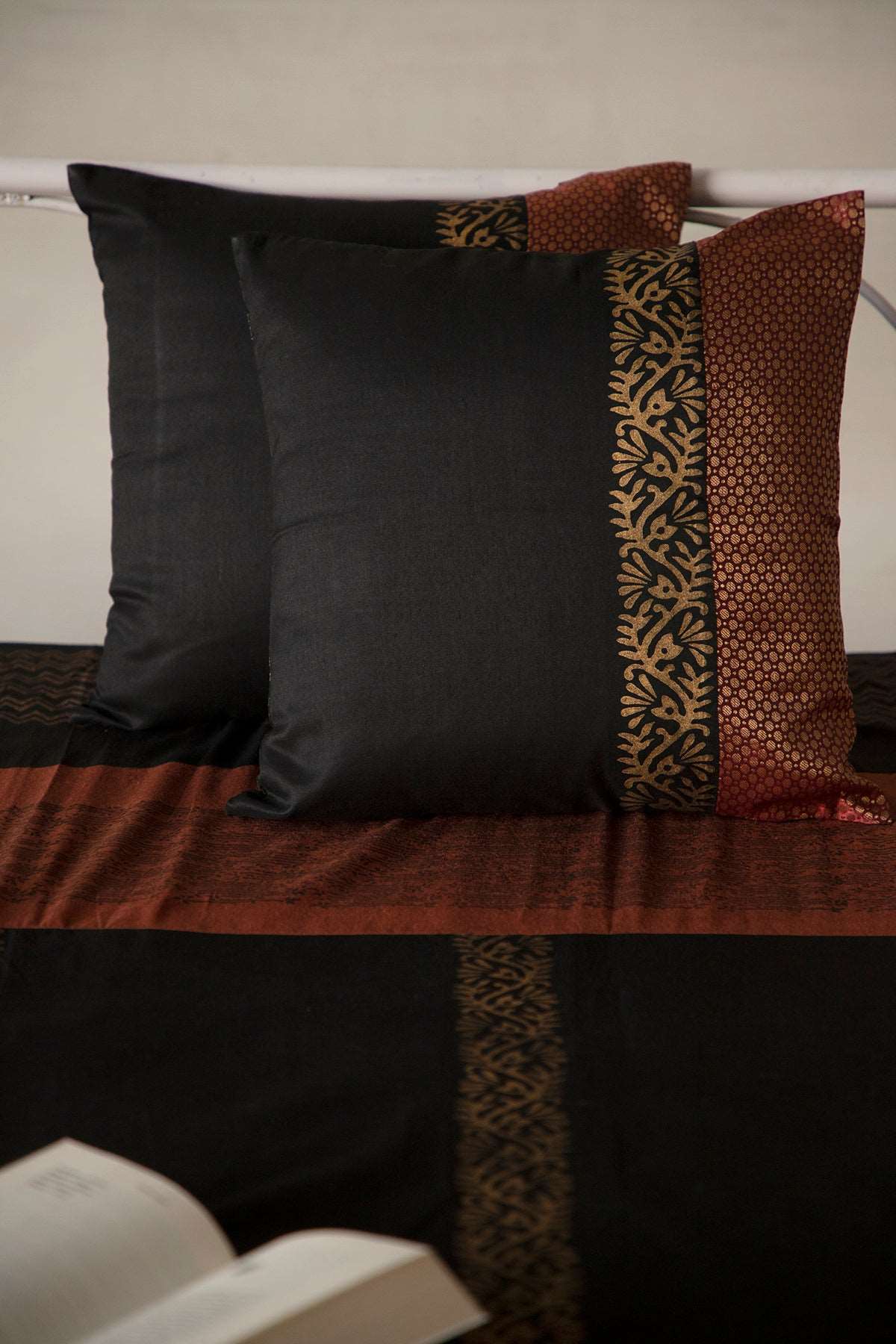 Black & Coffee Brown Premium Bedcover