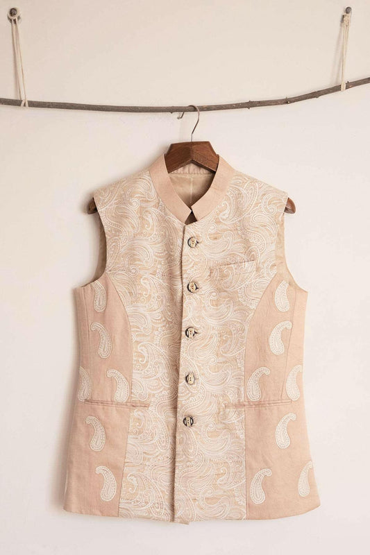 Beige & White Men's Bundi