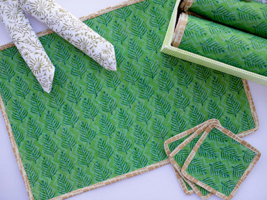 Green Pine Tree Table Mats